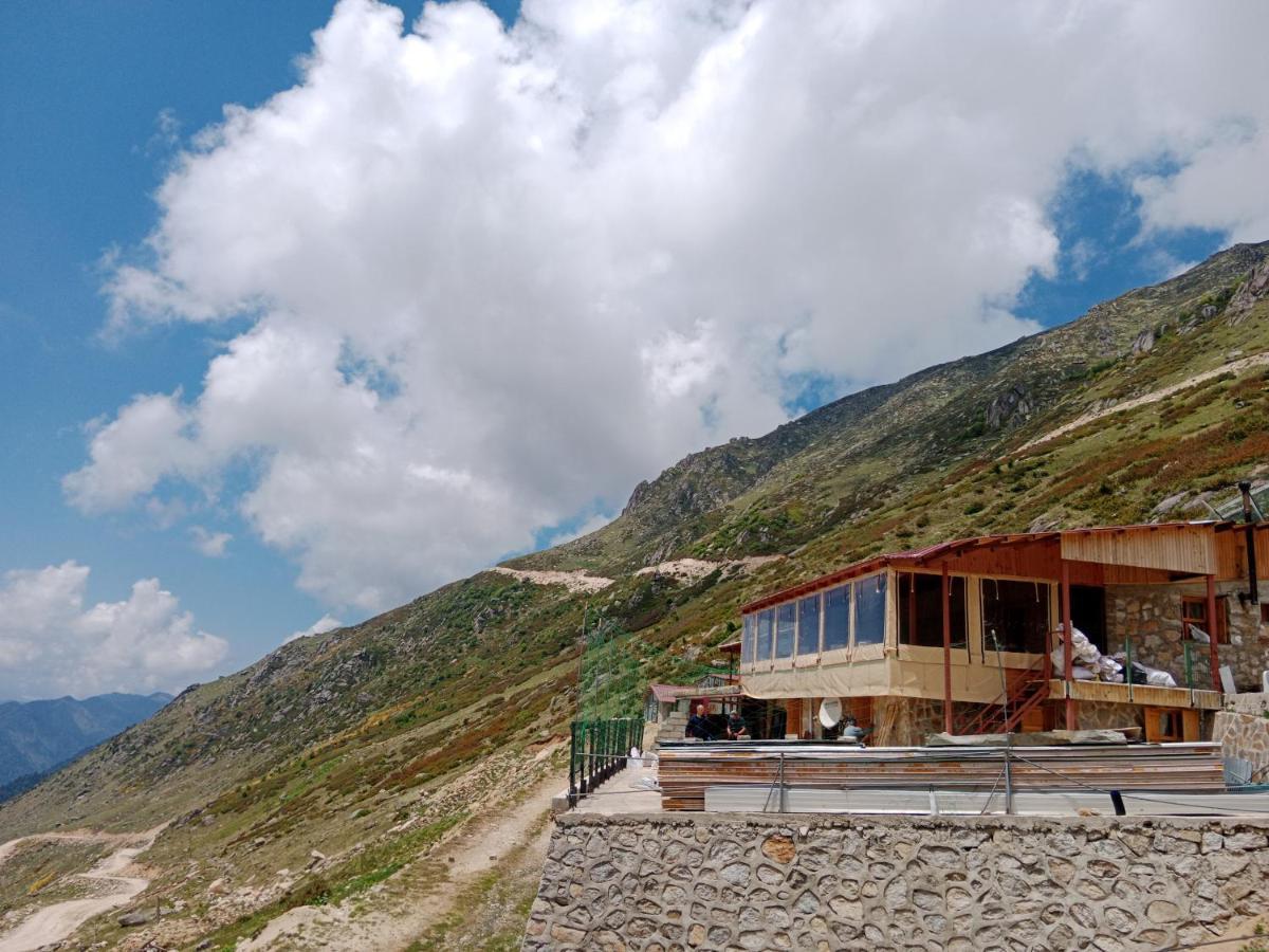 Avusor Mola Cafe Ve PansiyonÇamlıhemşin エクステリア 写真
